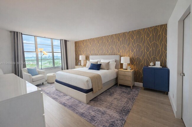 Building Photo - 5700 Collins Ave