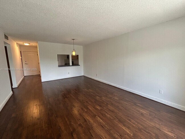 Building Photo - 7850 Camino Real