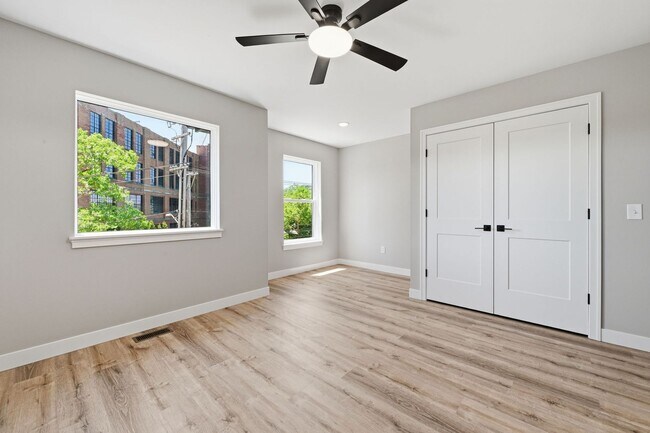 Building Photo - 4728 Walworth Ave
