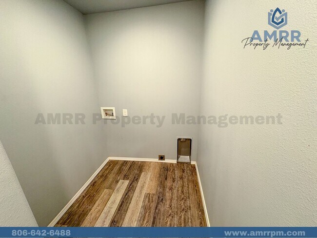 Building Photo - 1103 N Englewood Ave