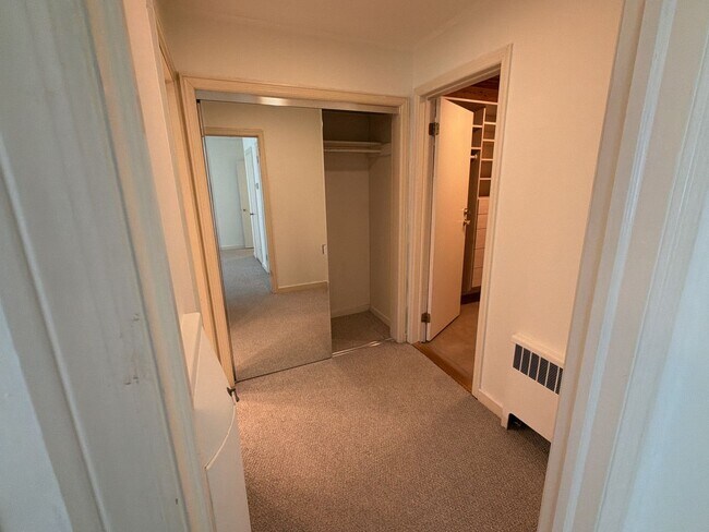 Building Photo - Six Raven Way LLC