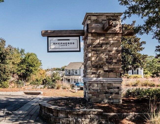 Building Photo - 109 Oxfordshire St