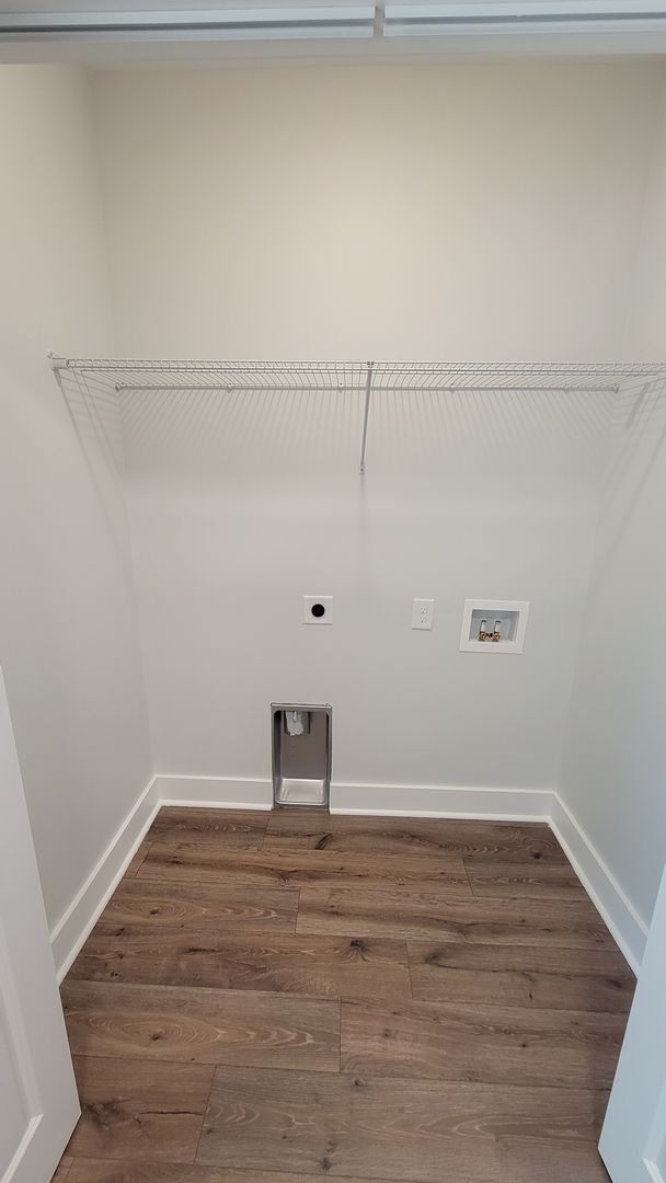 Building Photo - AUGUST RENT SPECIAL!  Brand New 3 Bed, 2 Bath Duplex Available Near Downtown Greenville