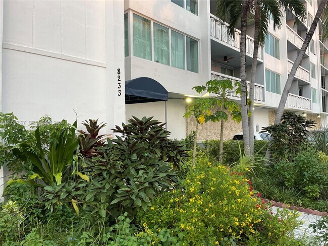 Building Photo - 8233 Harding Ave