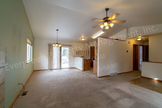 Building Photo - Great 3 Bedroom, 2-bathroom home near Lake Loveland and Boyd Lake.