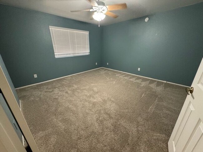 Building Photo - Glendale 4br With Pool