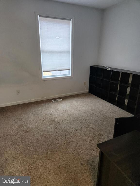 Building Photo - 513 E 11th Ave