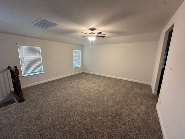 Building Photo - Beautiful 2 Story House with 2 Living Area...