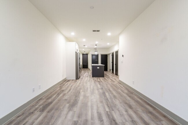 Building Photo - Modern Living Meets Walkable City Charm in...