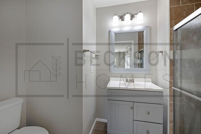 Building Photo - 5812 West Byp