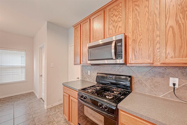 Building Photo - 2815 Mustang Hill Ln