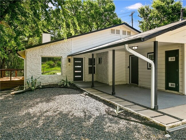 Building Photo - 1509 Oak Heights Dr