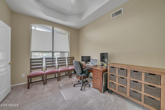 Building Photo - 2343 E Kempton Rd
