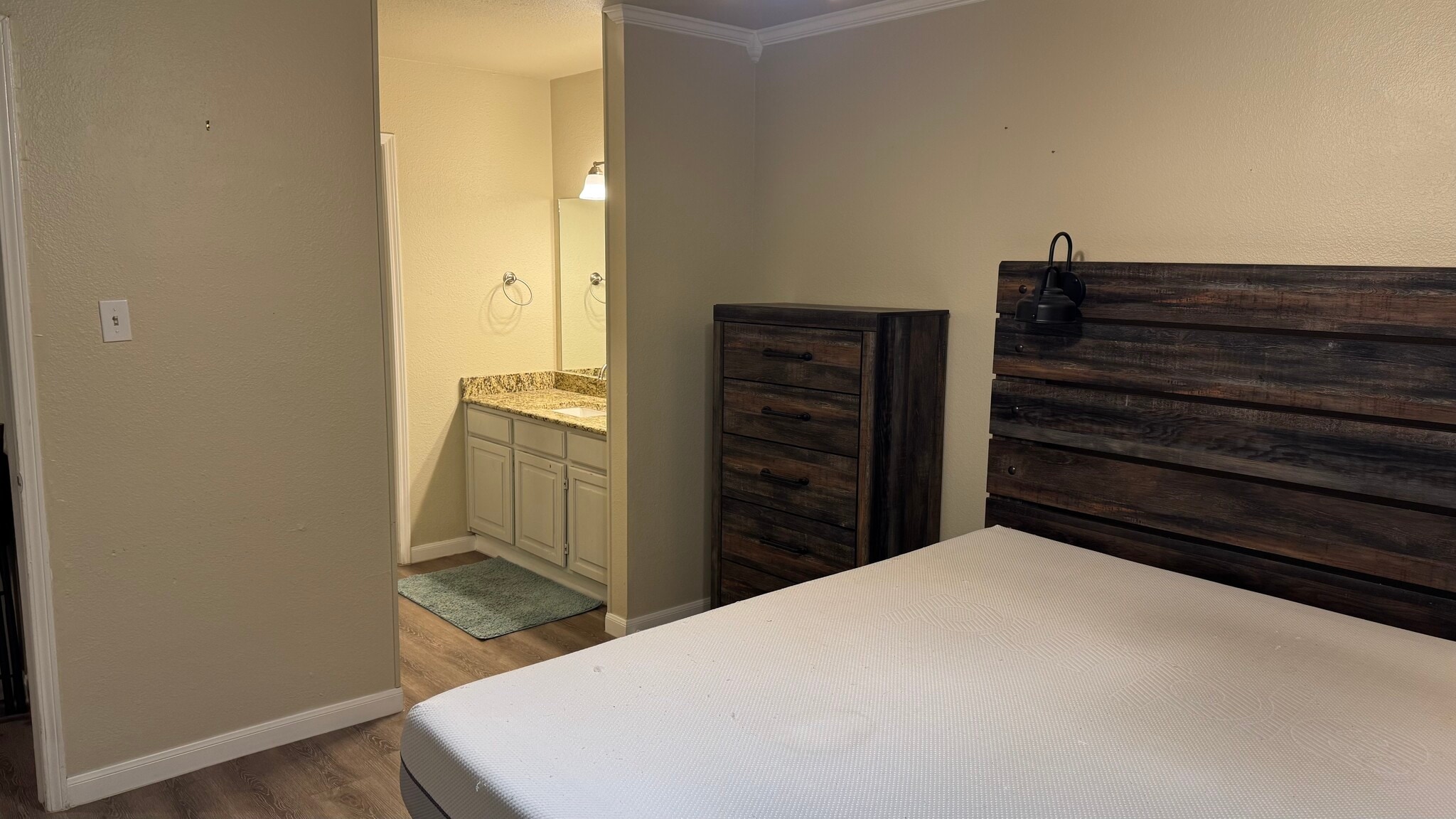 Master Bedroom (4) - 356 W Harwood Rd