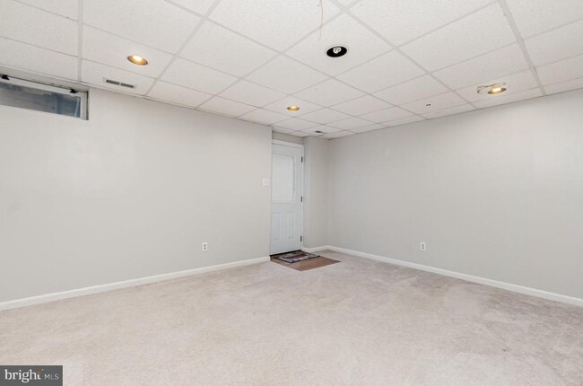Building Photo - 2190 Sewanee Dr