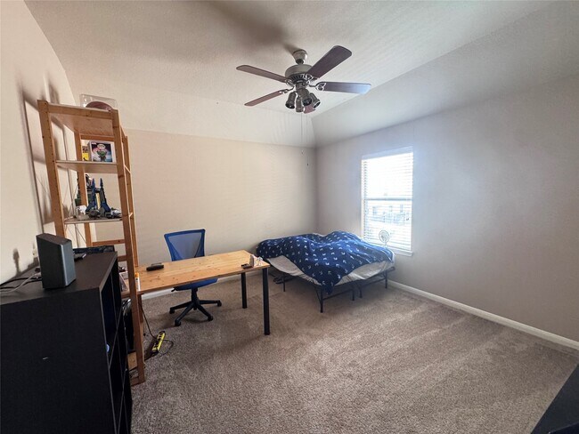 Building Photo - 6026 Starbrook Creek Dr