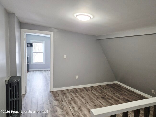 Building Photo - 124 Willow St