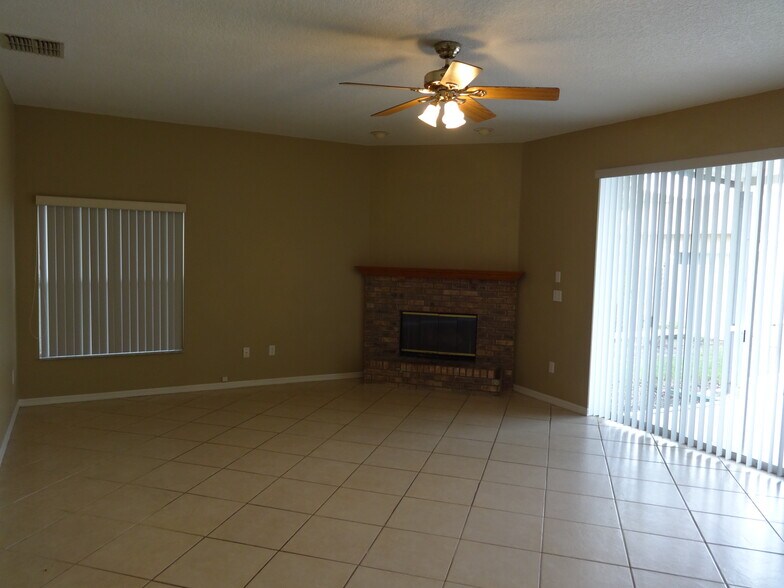 Building Photo - 1268 Foxforrest Cir