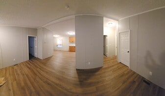 Building Photo - 319 Rahm St