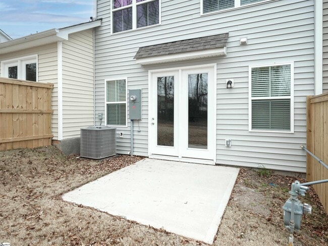 Building Photo - 250 Bryland Wy
