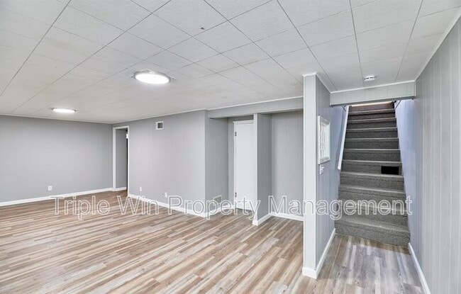 Building Photo - 2548 Bolton St