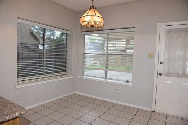 Building Photo - 2811 Grants River Cir