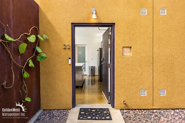 Building Photo - Modern 1Bdm 1Ba Unfurnished Loft-Style Home with Open Concept Living!
