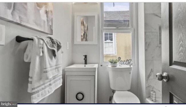 Building Photo - 1447 Montpelier St