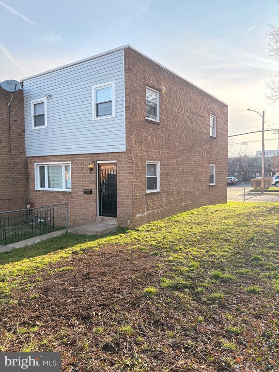 Building Photo - 2126 N 12th St