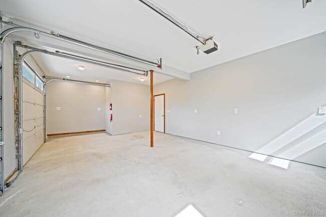 Building Photo - 26 Bokel Rd