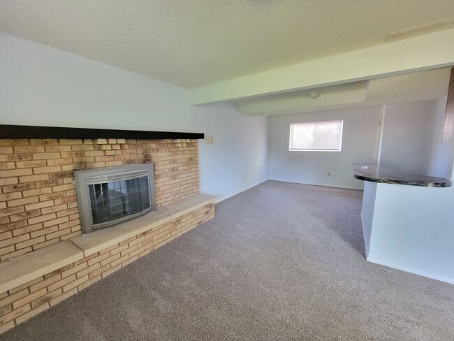 Building Photo - 4075 Harbor Pl