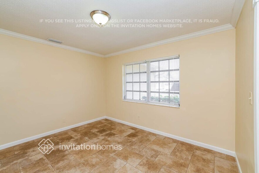 Building Photo - 228 NE 25th St