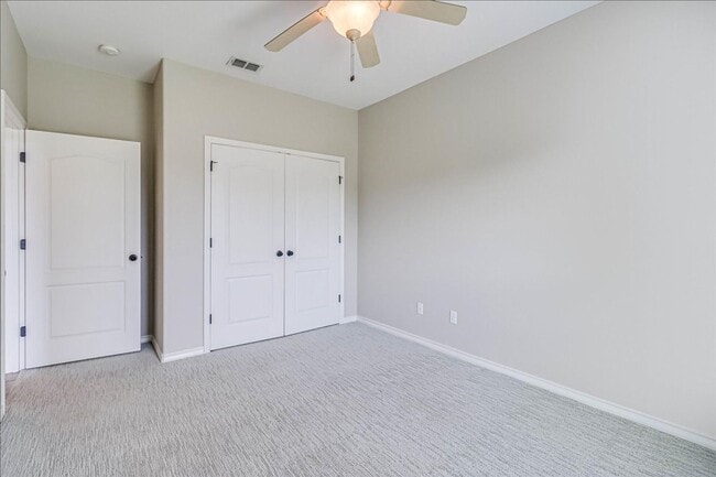 Building Photo - 5810 Aava Dr