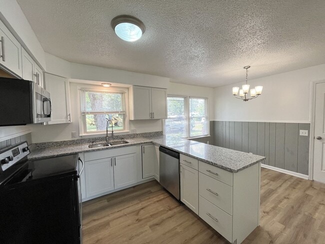 Building Photo - Fully Remodeled Brick Home W/ BIg Yard