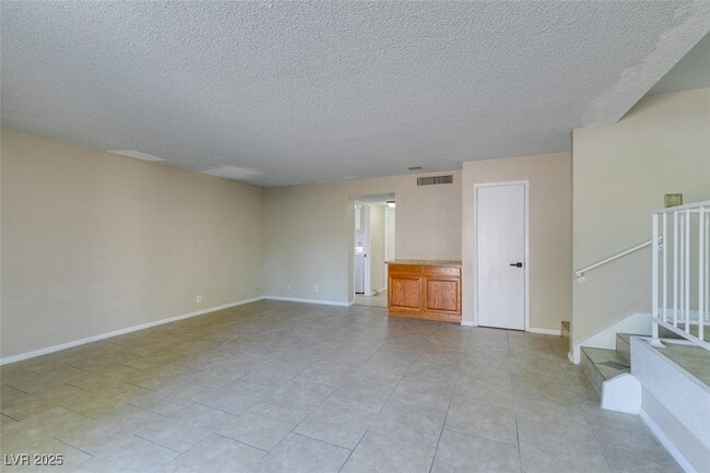 Building Photo - 5656 Maceta Ave