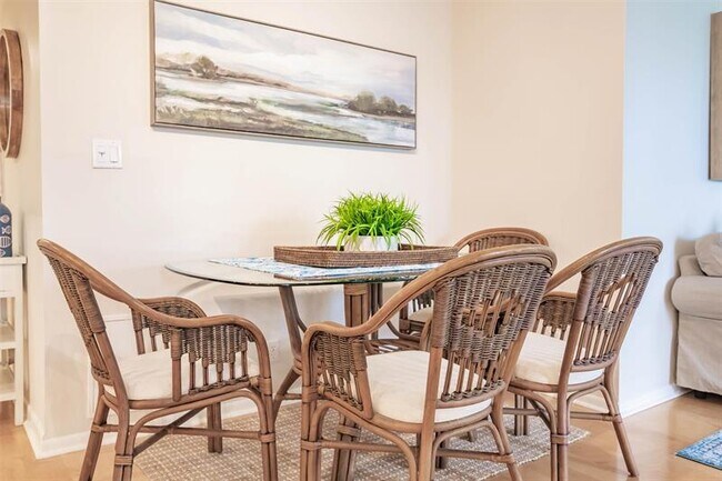 Building Photo - 1665 S Ocean Ln