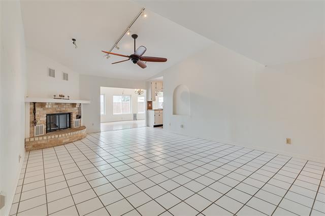 Building Photo - 1441 Everglades Dr