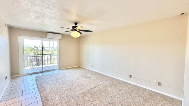 Building Photo - Sweet Two-Story Home with Amazing Views in...