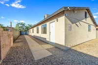 Building Photo - 1462 W St Marys Rd