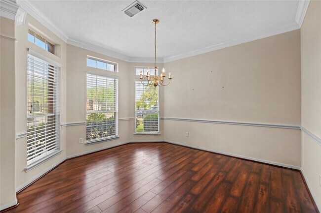 Building Photo - 1111 Blue Leaf Dr