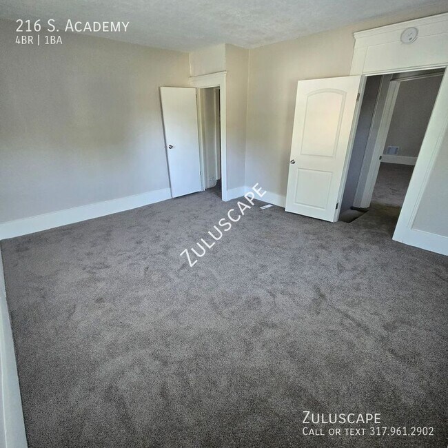 Building Photo - HALF OFF FIRST MONTH RENT....216 S. Academ...