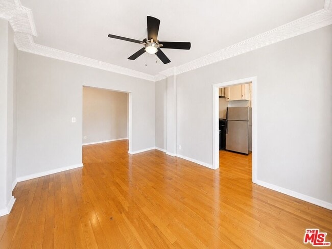 Building Photo - 1314 N HAYWORTH Ave