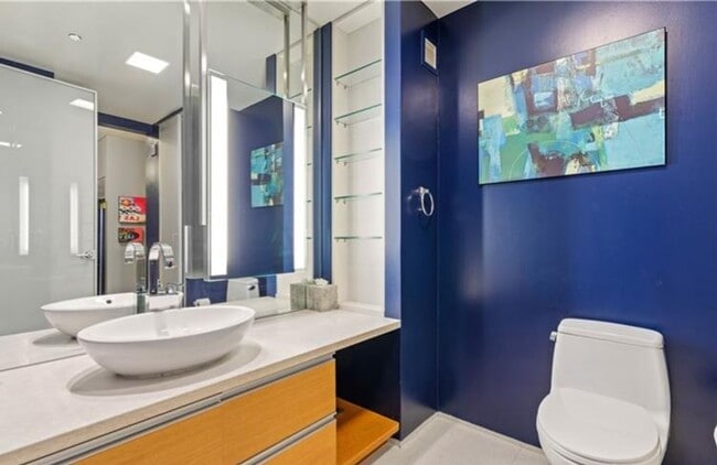 Building Photo - MOVE-IN SPECIAL!! HALF MONTH’S RENT OFF WITH THIS BEAUTIFULLY FURNISHED, HIGH-RISE CONDO WITH STU...