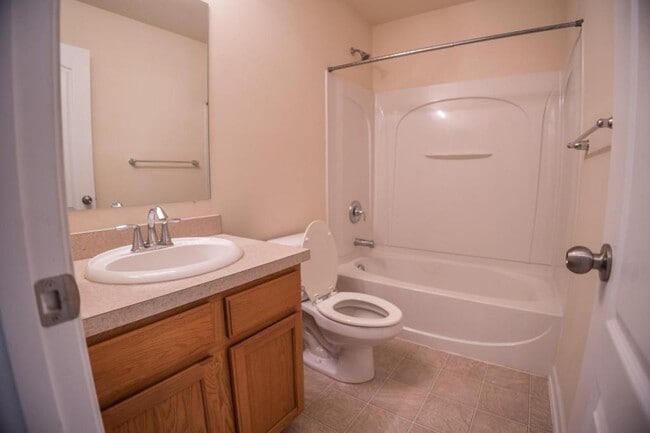 Building Photo - 4121 Trabert Ct