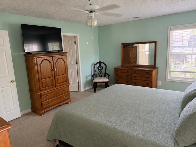 Building Photo - Furnished Mid Term rental