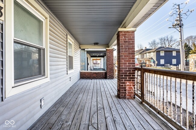 Building Photo - 1253 S East St