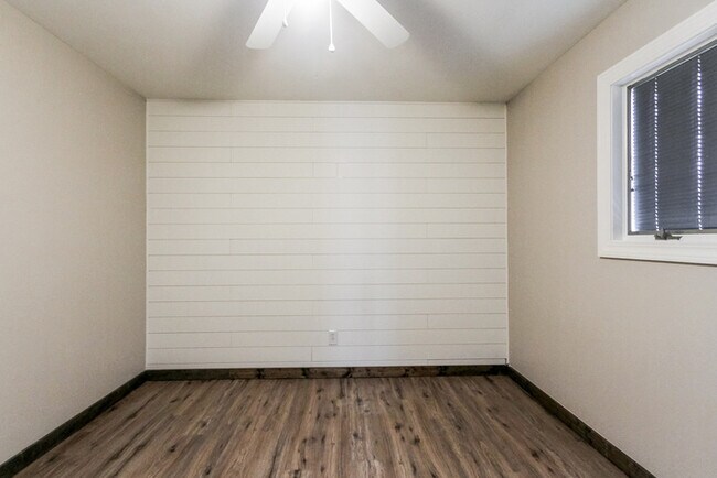 Building Photo - Wonderful 3 Bedroom Ranch