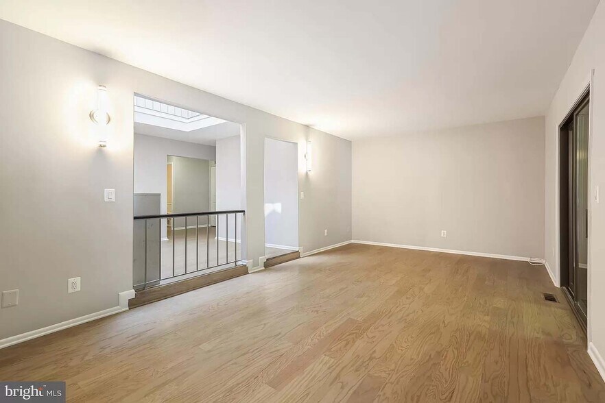 Building Photo - 2143 Colts Neck Ct