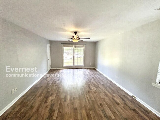 Building Photo - 1384 Belmont Ln