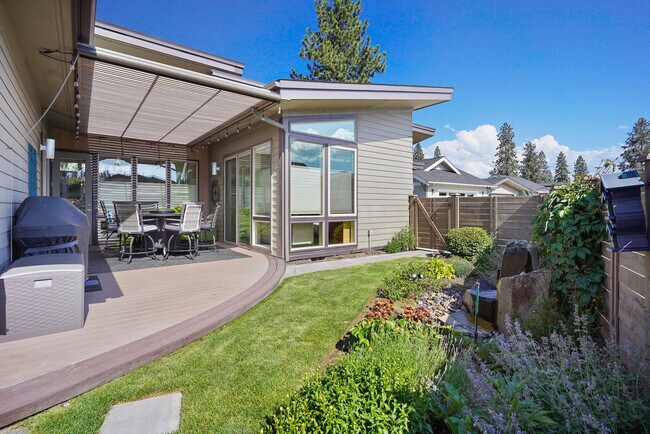 Building Photo - 2749 NW Shields Dr